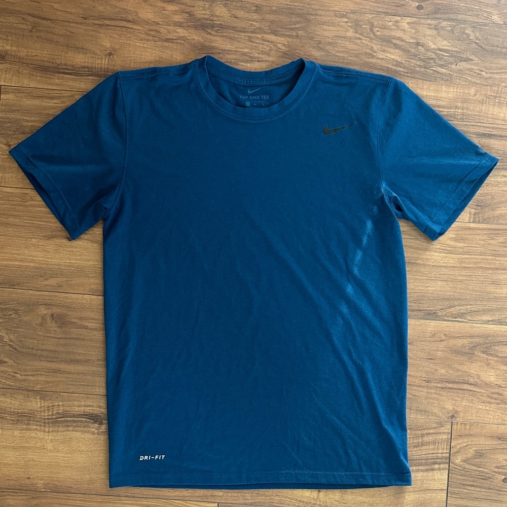 Nike Dry Fit T-shirt Size Men’s Medium